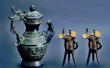 中国古代酒具：文化的载体与审美的体现￼